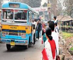 আজ বাংলায়: আনলক ওয়ানের তৃতীয় দিনে কলকাতার একাধিক জায়গায় অধিক ভাড়া নিয়ে চলল বেসরকারি বাস, সঙ্গে আরও খবর