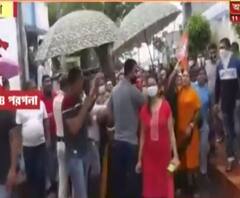 বনগাঁয় আক্রান্ত বিজেপি কর্মী, প্রতিবাদ বিক্ষোভে সামিল শান্তনু ঠাকুর 