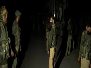 Jammu Kashmir: राजौरी में सुरक्षाबलों ने एक आतंकी को किया ढेर, सर्च ऑपरेशन जारी