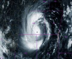 Nisarga Cyclone | अरबी समुद्रात कमी दाबाच्या क्षेत्रामुळे चक्रीवादळाचा धोका, राज्यात NDRF तैनात