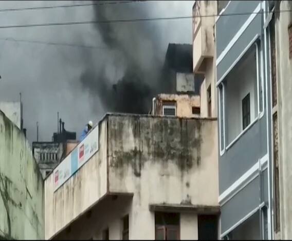 Nagpur Fire | नागपुरात प्लास्टिकच्या गोदामात आग्नितांडव; अग्निशमन दलाच्या 8 ते 10 गाड्या घटनास्थळी