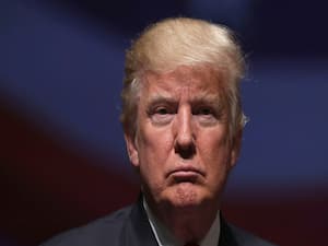 White House में हिंसा का दावा करते वीडियो का सच । Sacchai Ka Sensex 01.06.2020