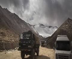 বীরভূমের মহম্মদবাজারের উদ্দেশে রওনা দিল লাদাখ সংঘর্ষে মৃত রাজেশ ওরাং-এর মৃতদেহ