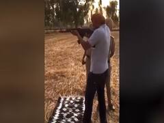 Sidhu Moosewala लगातार तोड़ रहा है कानून...क्या Punjab Police कर रही है नज़रअंदाज़?