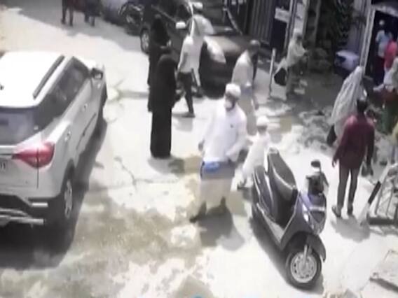 CCTV में कैद पर पुलिस की पकड़ से बाहर....क्यों Maulana Saad नहीं हो पा रहा गिरफ्तार?