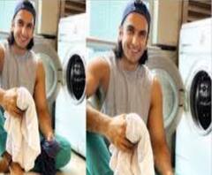 হলেন 'ধোপা', লকডাউনে কাপড় কাচছেন রণবীর! 