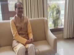 Shivraj Singh Chouhan meets Jyotiraditya Scindia in Delhi