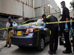 Karachi Terror Attack: पाकिस्तानी पत्रकार चांद नवाब से जानिए कैसे और कब हुआ हमला?