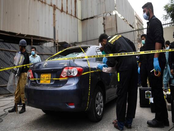 Karachi Terror Attack: पाकिस्तानी पत्रकार चांद नवाब से जानिए कैसे और कब हुआ हमला?