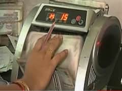 Modi govt urges banks to cut their spending by 20 percent