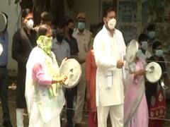 BJP's Giriraj Singh slams RJD for holding 'Thaali protest' in Patna 