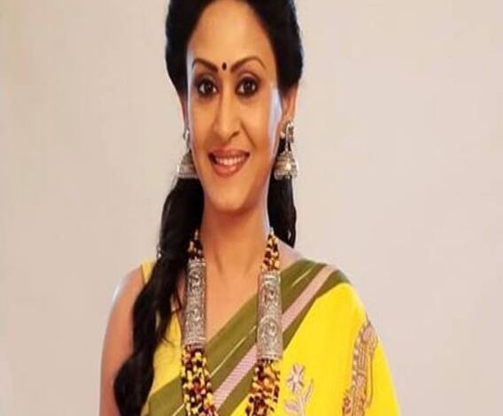 ‘কিসিং সিন হবে না’,ঘনিষ্ঠতা বাদ দিয়েই চিত্রনাট্য, জানালেন ইন্দ্রানী 