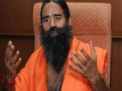 Baba Ramdev को आयुष मंत्रालय से झटका, जांच पूरी होने तक Coronil दवा का प्रचार बंद 