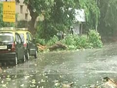 Cyclone Nisarga Impact: Strong winds, torrential rain in Mumbai | Ground Report
