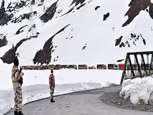 New video of clash between Chinese and Indian soldiers surfaces | Panchnama (22.06.2020)