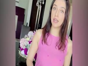 Sonu Nigam Vs Divya Khosla: Who is right? | Master Stroke 