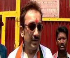 'চিনা দ্রব্য ব্যবহার করলেই জুটবে দেশদ্রোহীর তকমা, ভেঙে দেওয়া হবে পা', হুঁশিয়ারি বিজেপি নেতা জয় বন্দ্যোপাধ্যায়ের