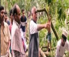 উস্তিতে কোয়ারেন্টিন সেন্টারে অব্যবস্থার অভিযোগে ধুন্ধুমার, গ্রেফতার ১২, প্রতিবাদে ধর্নায় কান্তি গঙ্গোপাধ্যায়
