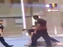 અશ્વેત જોર્જ ફ્લોયડની હત્યાના વિરોધમાં અમેરિકામાં જોરદાર આક્રોશ, 40 શહેરોમાં કર્ફ્યૂ લગાવાયું