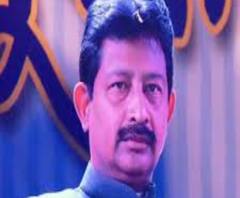 লাদাখে শহিদ সেনা জওয়ানদের গানে গানে শ্রদ্ধাজ্ঞাপন বনমন্ত্রীর 