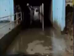 મહેસાણામાં ધોધમાર વરસાદ પડતા શહેરના ગોપી નાળામાં ભરાયું પાણી, વાહનવ્યહાર બંધ, જુઓ વીડિયો 