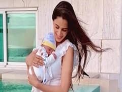 Smriti Khanna releases new pic with her baby