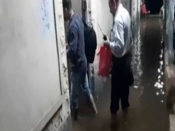 मौसम का हाल: Maharashtra के कई शहरों में भारी बारिश, घरों में घुसा पानी, प्रशासन की खुली पोल