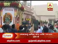 અમદાવાદઃ મંદિરના પરિસરમાં નીકળી રથયાત્રા, જુઓ વીડિયો