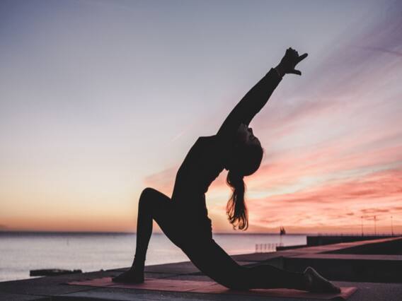Videsh Express: People in Canada come up with an innovative way to do Yoga with distancing