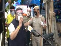 CAIT के व्यापारियों ने लिखी Piyush Goyal को चिट्ठी...दिल्ली में चीनी समान को जला कर किया प्रदर्शन