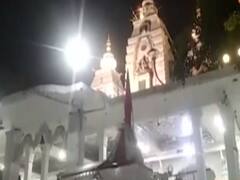 मंदिर में Corona के फैलने को रोकने के लिए Censor वाली घंटी का इस्तेमाल...