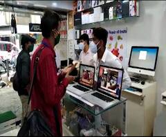 Unlock 1.0 | कोरोनाच्या संकटात ऑनलाईन शिक्षण; लॅपटॉप, प्रिंटर, वेब कॅमेरा खरेदीसाठी पालकांची धावपळ