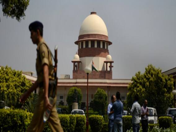 अस्पतालों में बदइंतजामी से नाराज सुप्रीम कोर्ट, दिल्ली के LNJP हॉस्पिटल को अलग से जारी किया नोटिस