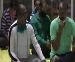 নদিয়ার বিধানচন্দ্র কৃষি বিশ্ববিদ্যালয়ে অগণতান্ত্রিক পদ্ধতিতে উপাচার্যর মেয়াদ বৃদ্ধির অভিযোগে বিক্ষোভ তৃণমূল সমর্থিত শিক্ষক, শিক্ষাকর্মীদের