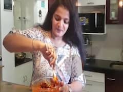 Actress Chaitrali Gupte shares 'how to make instant pickle' 