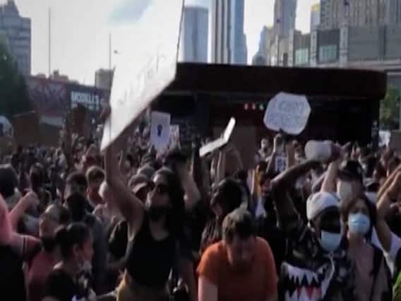 हिंसा की आग White House पहुंची तो Donald Trump छुपे बंकर में | Matrabhoomi