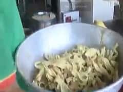 અમદાવાદઃ બે મહિના પછી ફરસાણની દુકાનો ખુલી, લોકોએ ફરજિયાત કરવું પડશે પાર્સલ