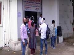 यूपी सहायक शिक्षक भर्ती मामला: फिर अधर में लटका 69 हजार शिक्षकों का भविष्य