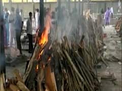 Delhi: Poor condition of crematoriums, a big issue for locals