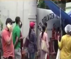 ফি বৃদ্ধির প্রতিবাদে রানিকুঠির জিডি বিড়লা স্কুলে বিক্ষোভ