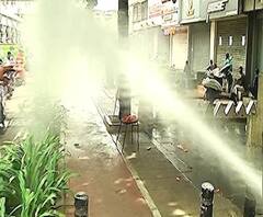 Pune Lockdown | पुण्यात आजपासून लॉकडाऊन, परराज्यातून आलेल्यांवर सॅनिटायझरची फवारणी