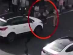 Mumbai: पति-पत्नी और 'वो' के झगड़े से लगा लंबा जाम