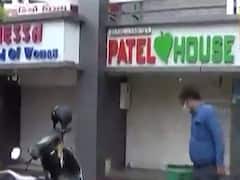 અમદાવાદમાં પાન-ગલ્લાની દુકાનો પર સોશિયલ ડિસ્ટન્સને લઈ AMCના કડક વલણથી સન્નાટો, જુઓ વીડિયો