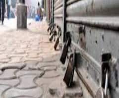 রাস্তায় রাস্তায় নাকা চেকিং, করোনা রুখতে পাহাড়ে ৭ দিনের লকডাউন শুরু আজ থেকে