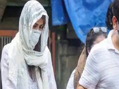 Sushant Singh Rajput Case : Bihar Police कर रही है Rhea Chakraborty की तलाश 