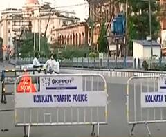 সাপ্তাহিক লকডাউনের দ্বিতীয় দিনে দেখে নিন কলকাতার চারু মার্কেট এবং ধর্মতলার ছবি