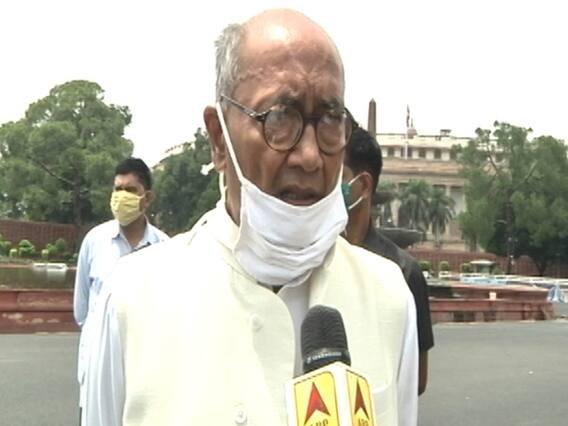 Digvijay Singh ने Scindia और Pilot पर साधा निशाना, कहा- उनके अंदर महत्वाकांक्षा नहीं लालच