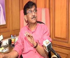 EXCLUSIVE | विरोधीपक्ष नेते म्हणून देवेंद्र फडणवीसांच्या कामाला 100 गुण द्यायला हवे, संजय राऊतांचा टोला