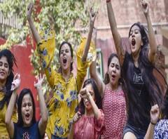 সিবিইএসই-র দ্বাদশ শ্রেণির ফলপ্রকাশ, ছেলেদের তুলনায় ভাল রেজাল্ট মেয়েদের 