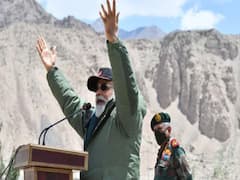 PM Modi visits war memorial in Leh, pays respect to martyrs